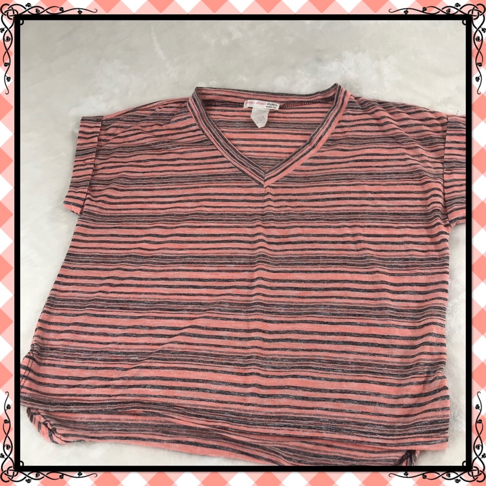 Lightweight striped black and peach TShirt V neck